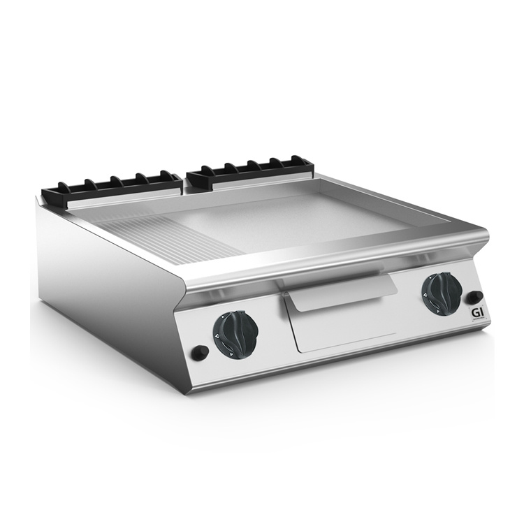 700 HP Gasbakplaat 2/3 Glad 1/3 Geribbelde Geslepen Stalen Plaat - 12 kW - 800x730x(H)250mm