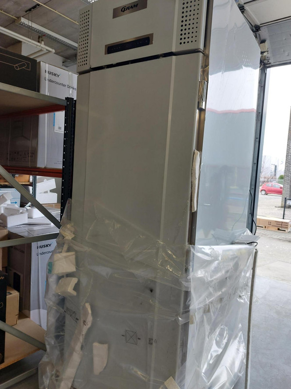 OUTLET Réfrigérateur à roulettes Inox | Grammes PROCESS K 1500 CSG | 1422L| 880x1088x2330(h)mm
