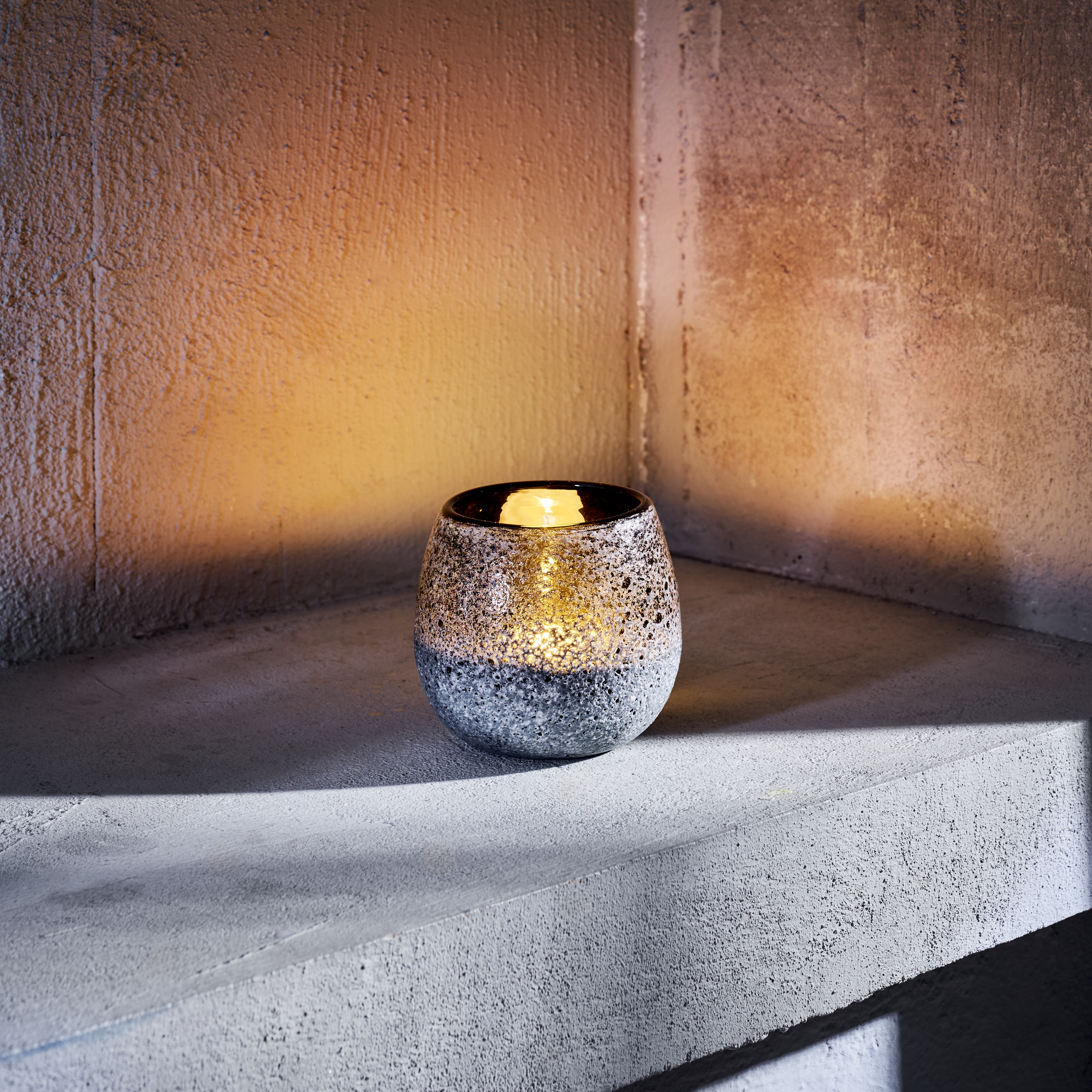 Frosted Olive YUYU, Ø 9,5 cm, hoogte 9 cm, glas