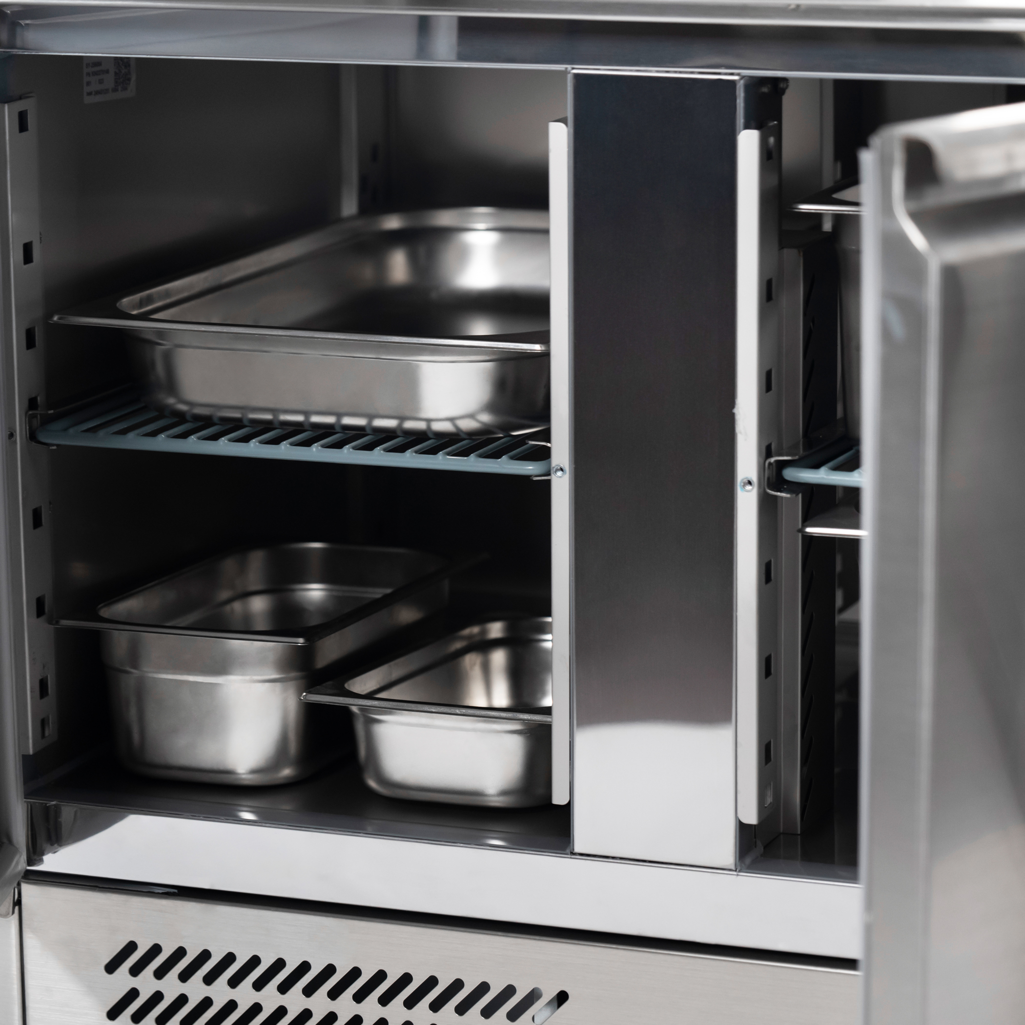 Kühlwerkbank 3-türig - Edelstahl - 137x70x(h)85 cm