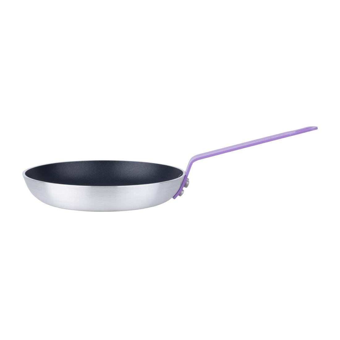 Poêle en aluminium antiadhésive Hygiplas Teflon Platinum Plus avec poignée violette 24cm