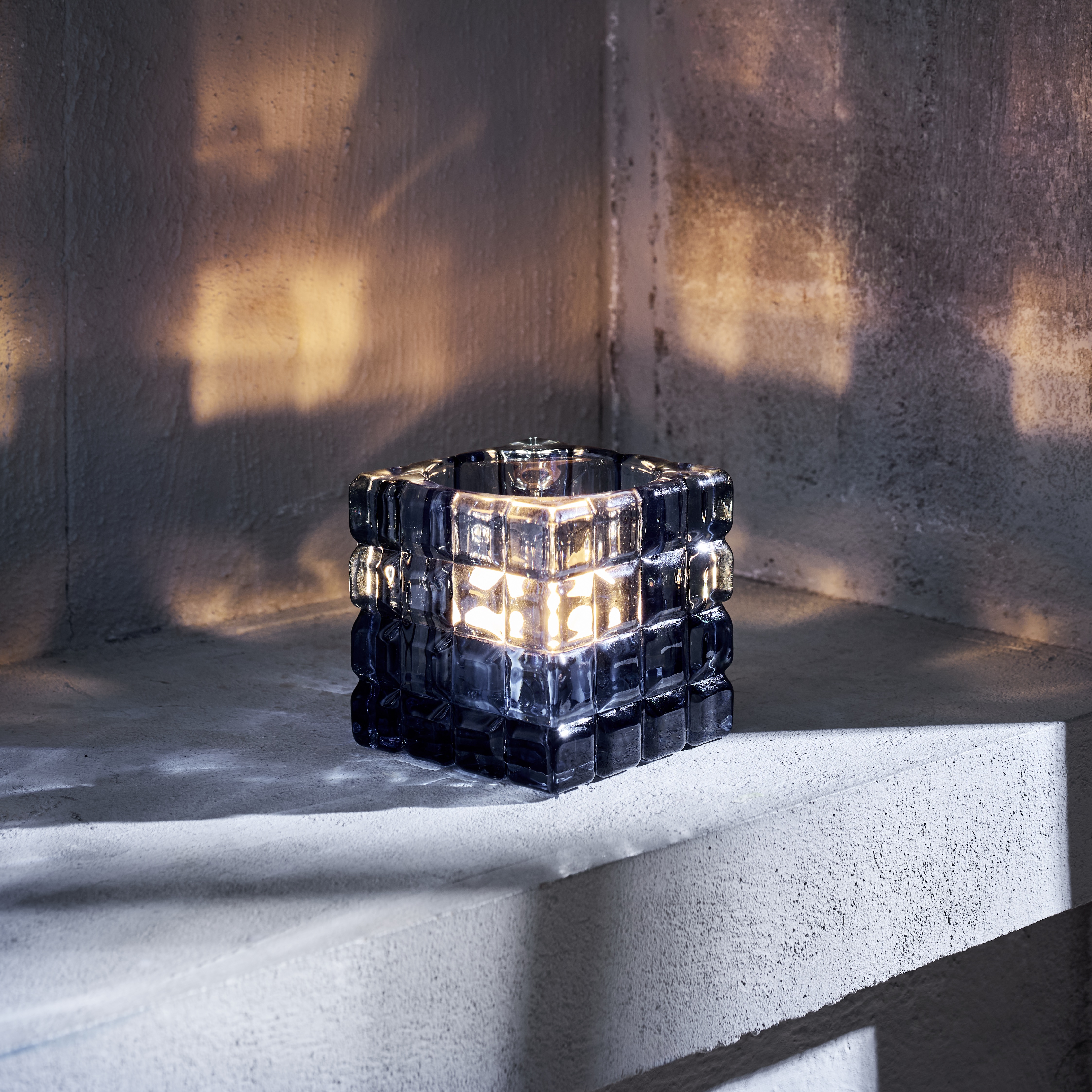 Kubus staalblauw YUYU, 9 x 9 x 9 cm, glas