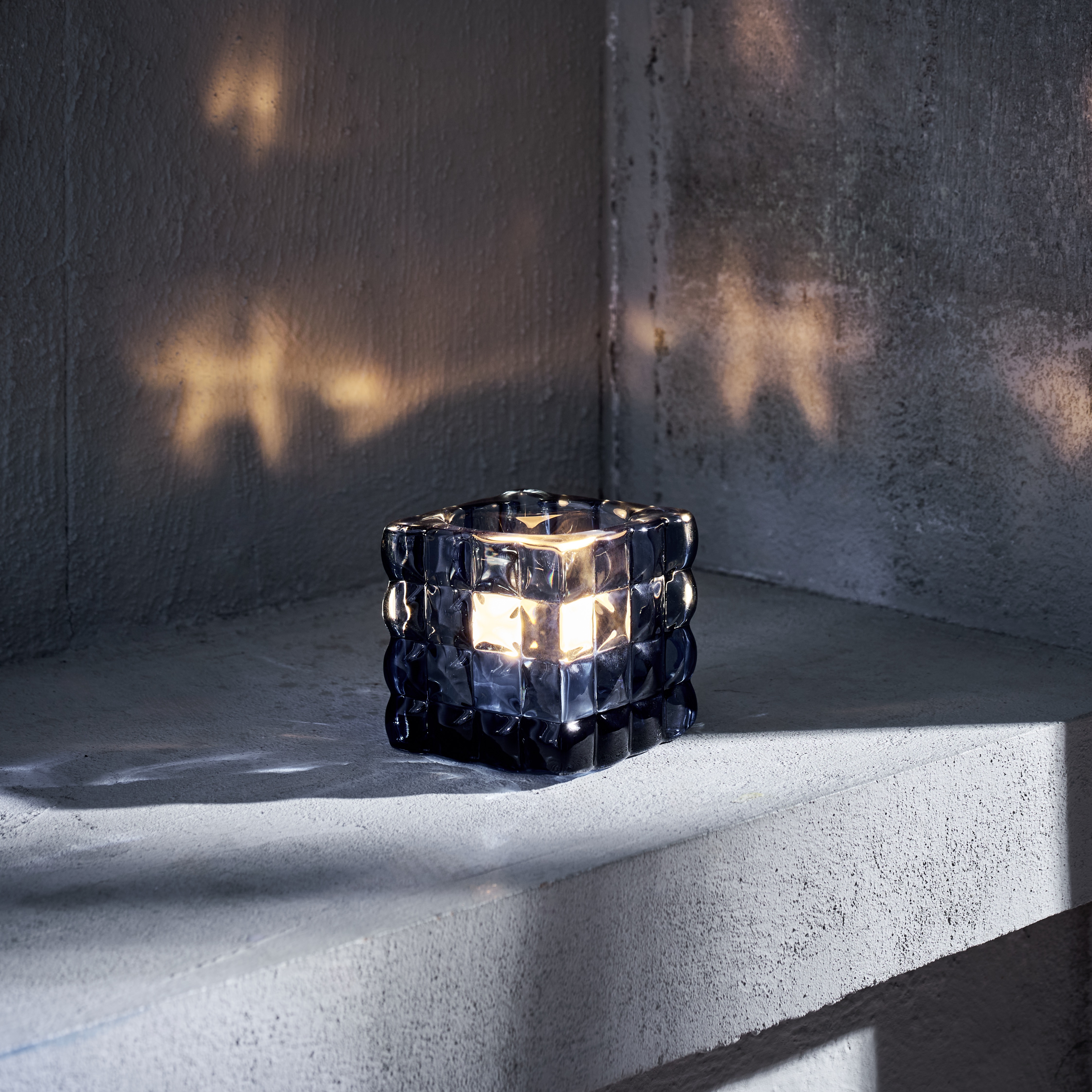 Kubus staalblauw YUYU, 8 x 8 x 8 cm, glas