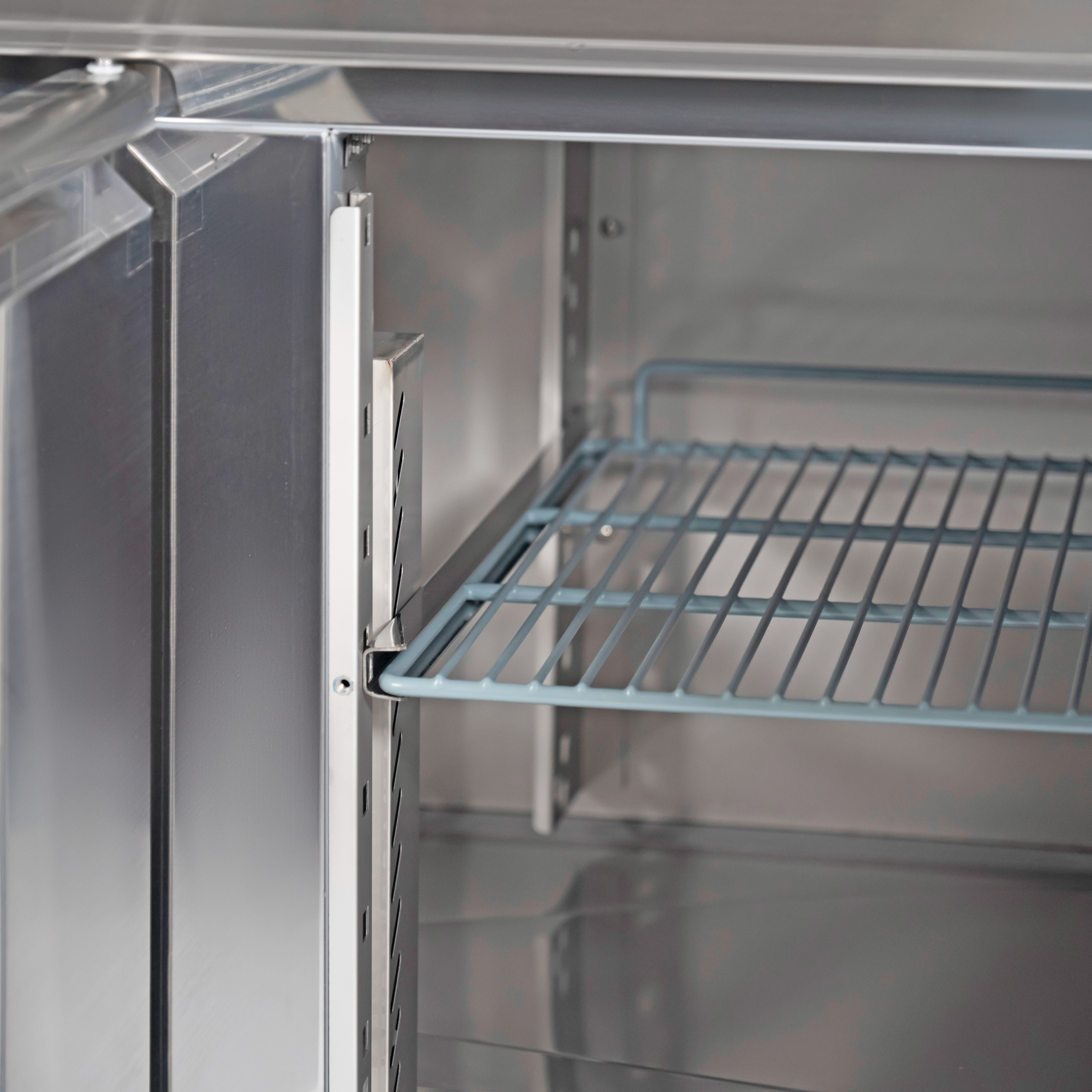 Kühlwerkbank 3-türig - Edelstahl - 137x70x(h)85 cm