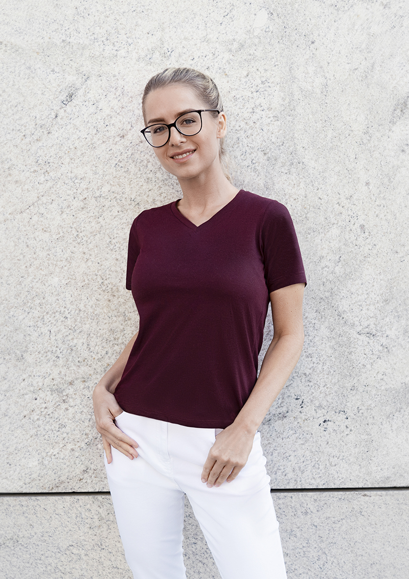 T-shirt de travail pour femme Casual-Flair, en matériau durable - Aubergine - L