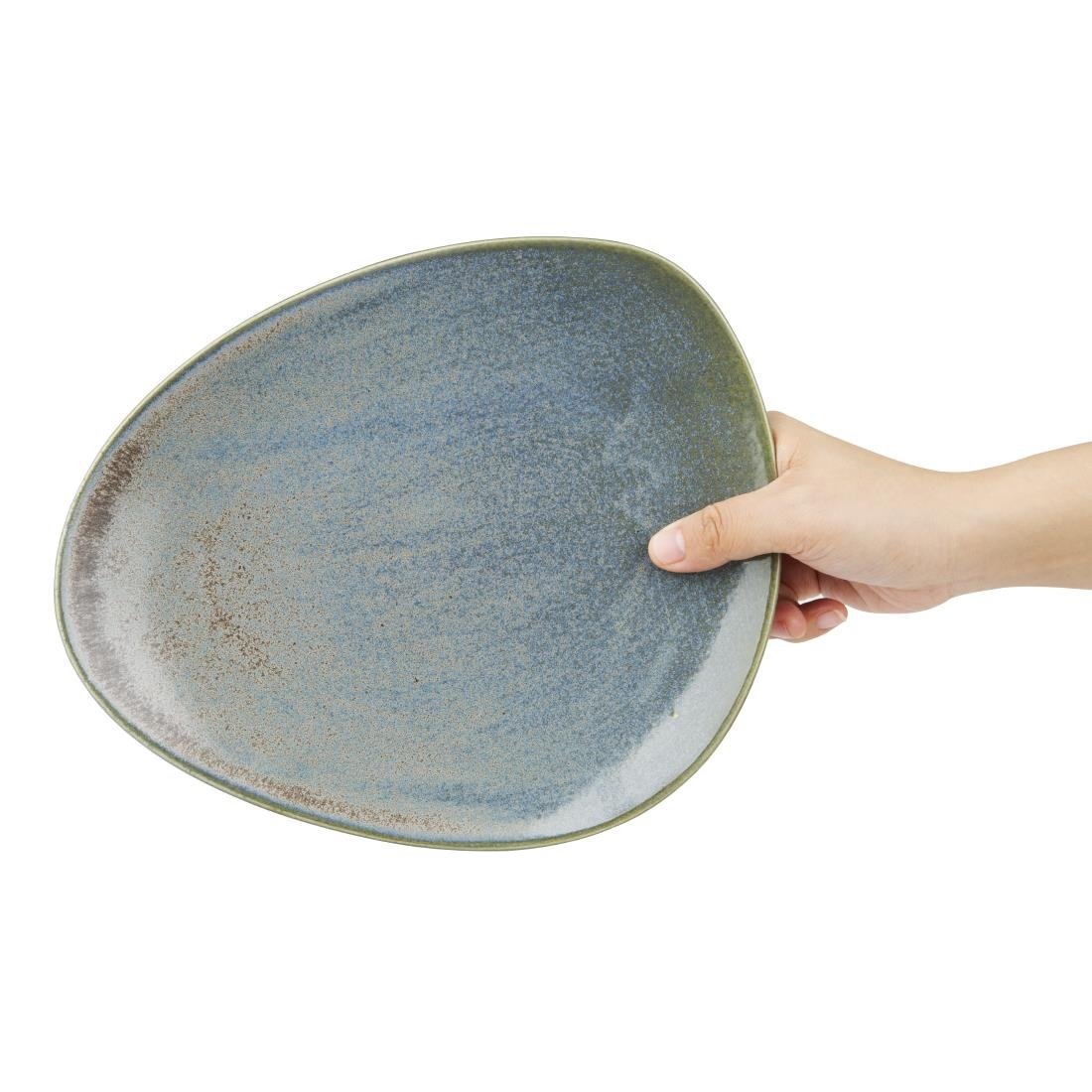 Assiettes triangulaires Olympia Ember Blue 250mm (lot de 6) Assiettes triangulaires Olympia Ember Blue 250mm (lot de 6)