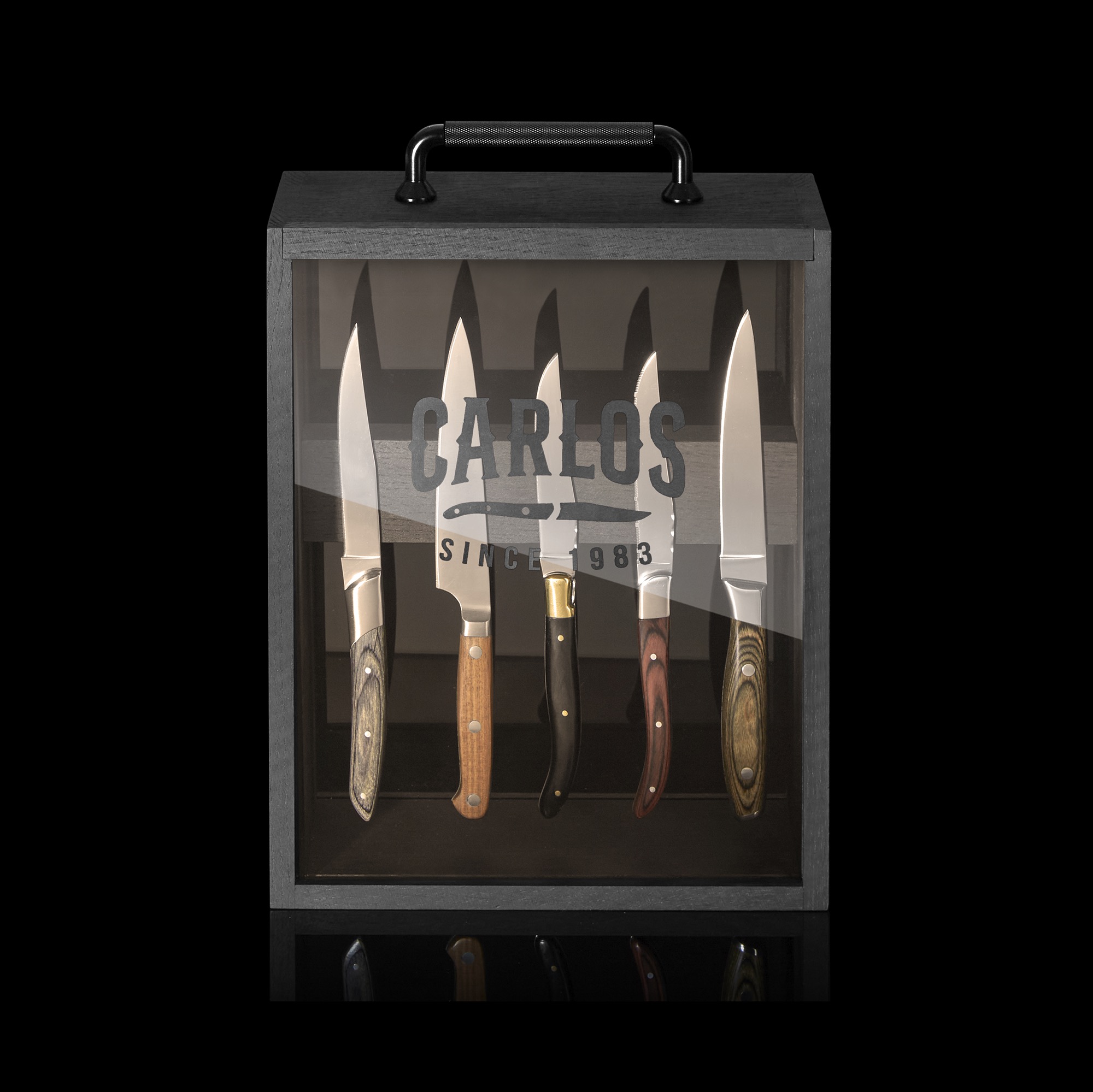 La Boîte CARLOS, 26,5 × 10 × 32,5 cm, chêne teinté, acrylique