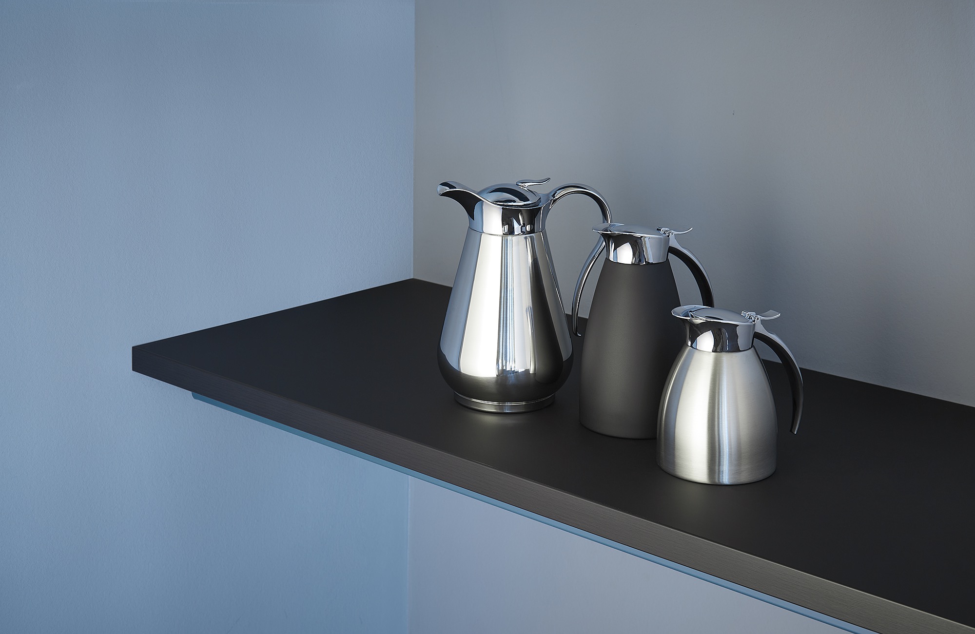 Isolierkanne, 1 ltr., Ø 13,5 cm, Höhe 19 cm, Chromnickelstahl 18/8