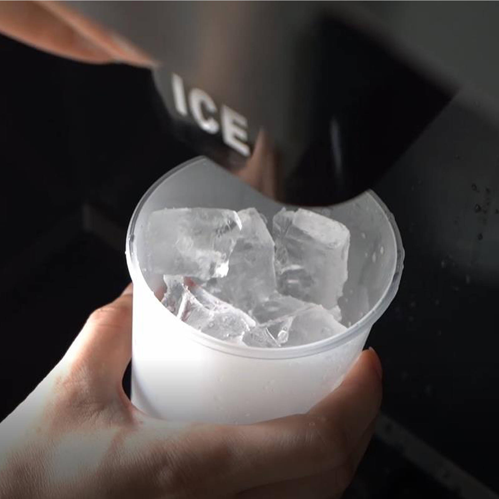 Eisspender 60Kg