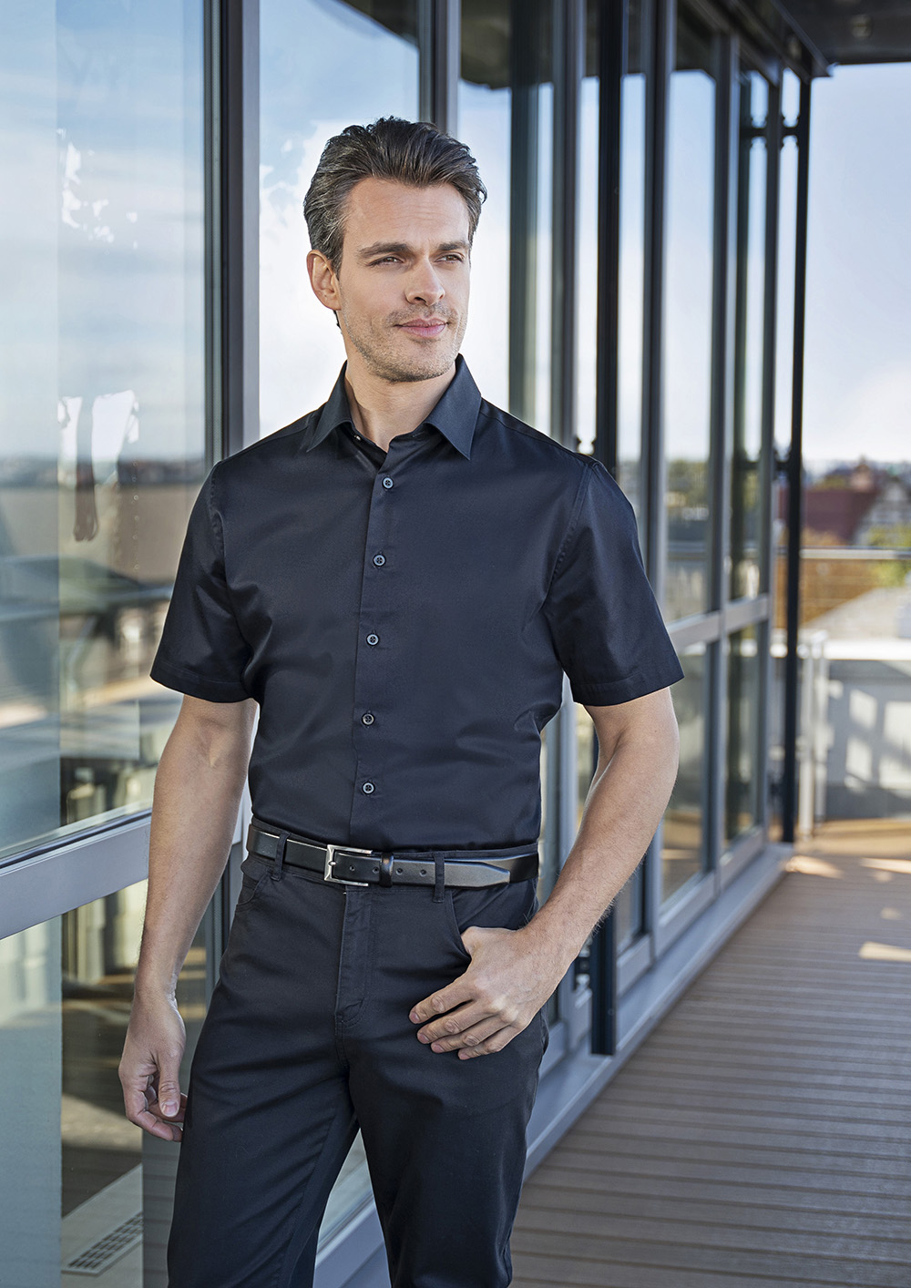 Kurzarm Herrenhemd Active-Stretch in Modern-Fit - Schwarz - 2XL