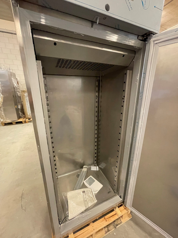OUTLET-RVS Réfrigérateur Bakers - 700 Litres - 760x729x(h)2005mm