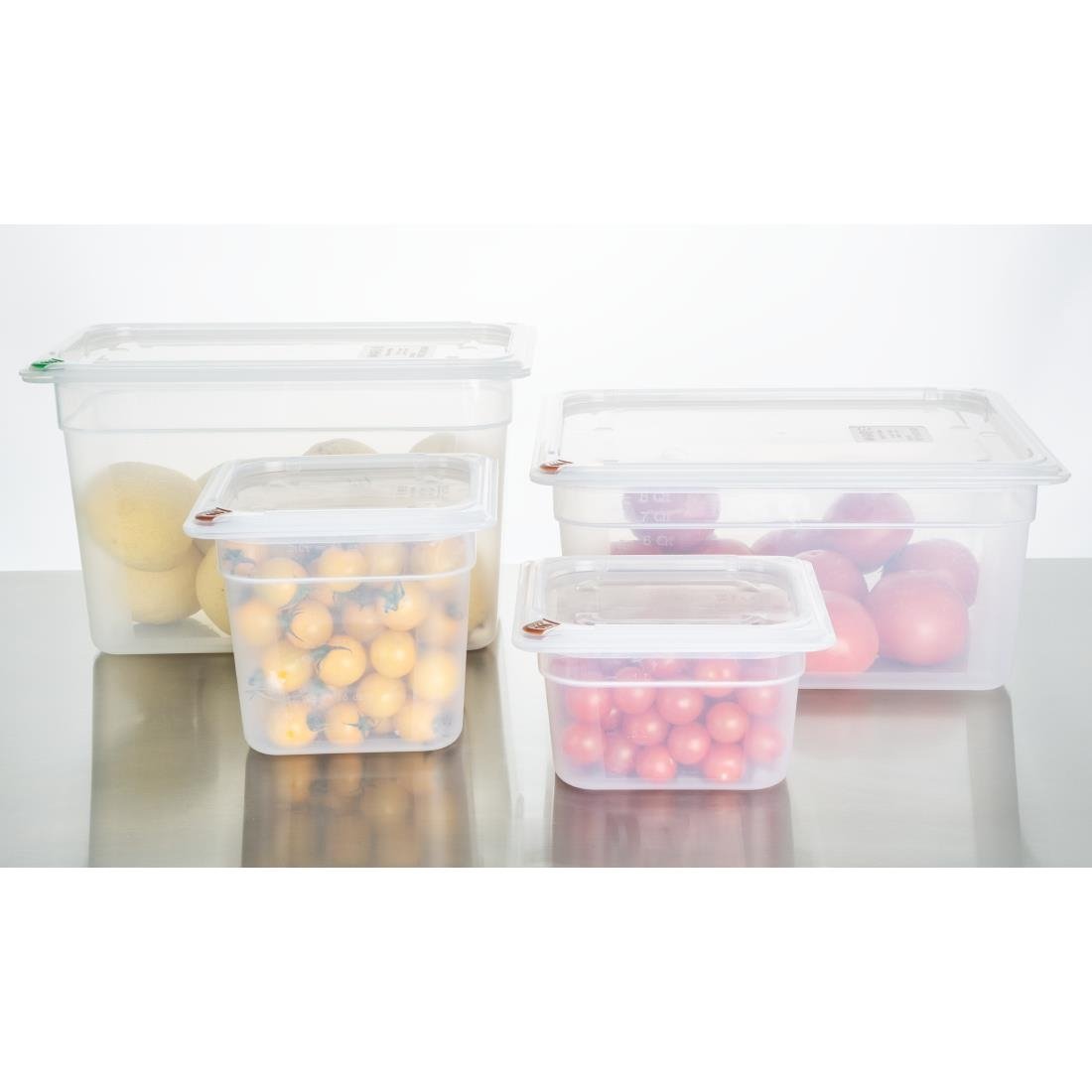 Bacs PP Hygiplas Click GN 1/4 avec couvercles et 7 clips de couleur 100mm 2,5L (lot de 4)
