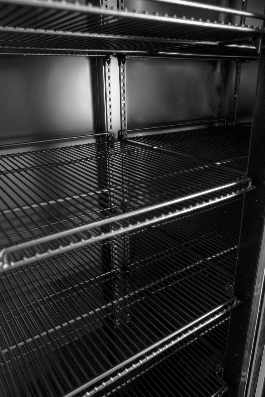 Drankenkoelkast ECO 1000 met schuifdeuren | 984 Liter | 0 tot +10 °C | Zwart | Afsluitbaar