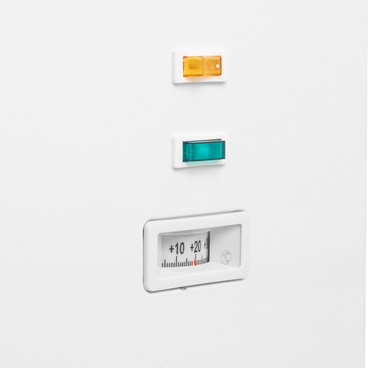 Tiefkühltruhe ECO 350 mit Glasschiebedeckel, 4 Rollen