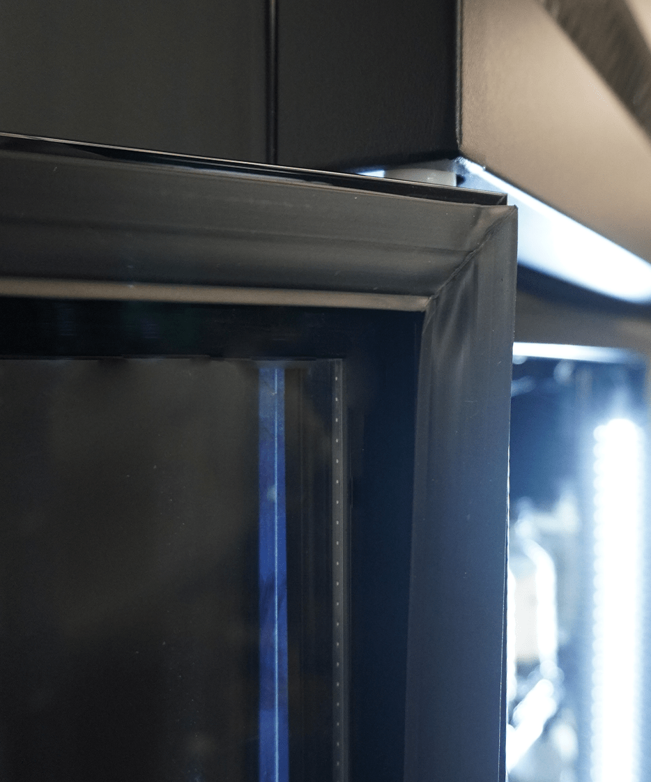 Koelkast 2 Glasdeuren Zwart Irm-770R Bl Koelkast 2 Glasdeuren Zwart Irm-770R Bl