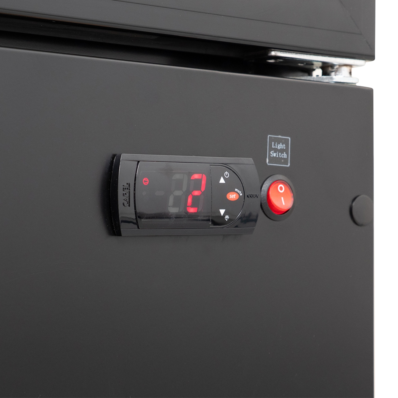 Getränkekühlschrank GKS-160 Slim, 160 Liter Kühlraumvolumen, Innenbeleuchtung, schwarz