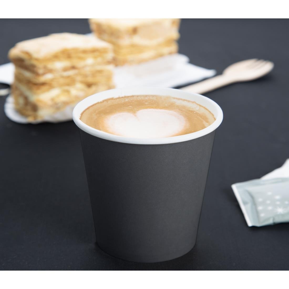 Fiesta Recyclable Hot Cups Einwandig Schwarz 177ml (1000 Stück) Fiesta Recyclable Hot Cups Einwandig Schwarz 177ml (1000 Stück)