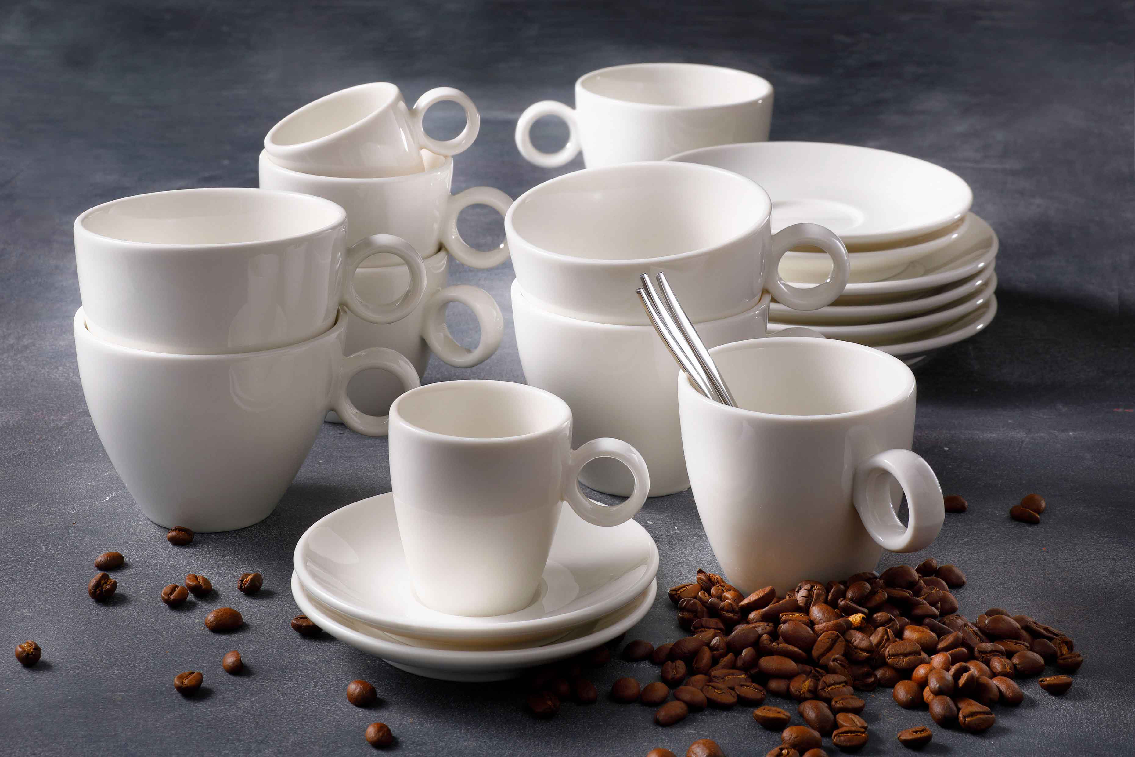 Koffiekop 928 Bart 17 cl Offwhite Porselein
