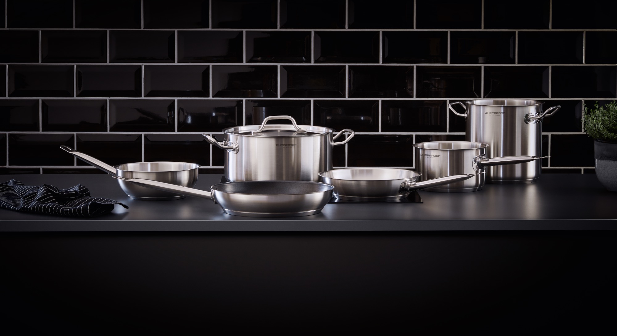 Pfanne mit Antihaft-Beschichtung CHEFPROOF, Ø 28 cm, Chromnickelstahl 18/10