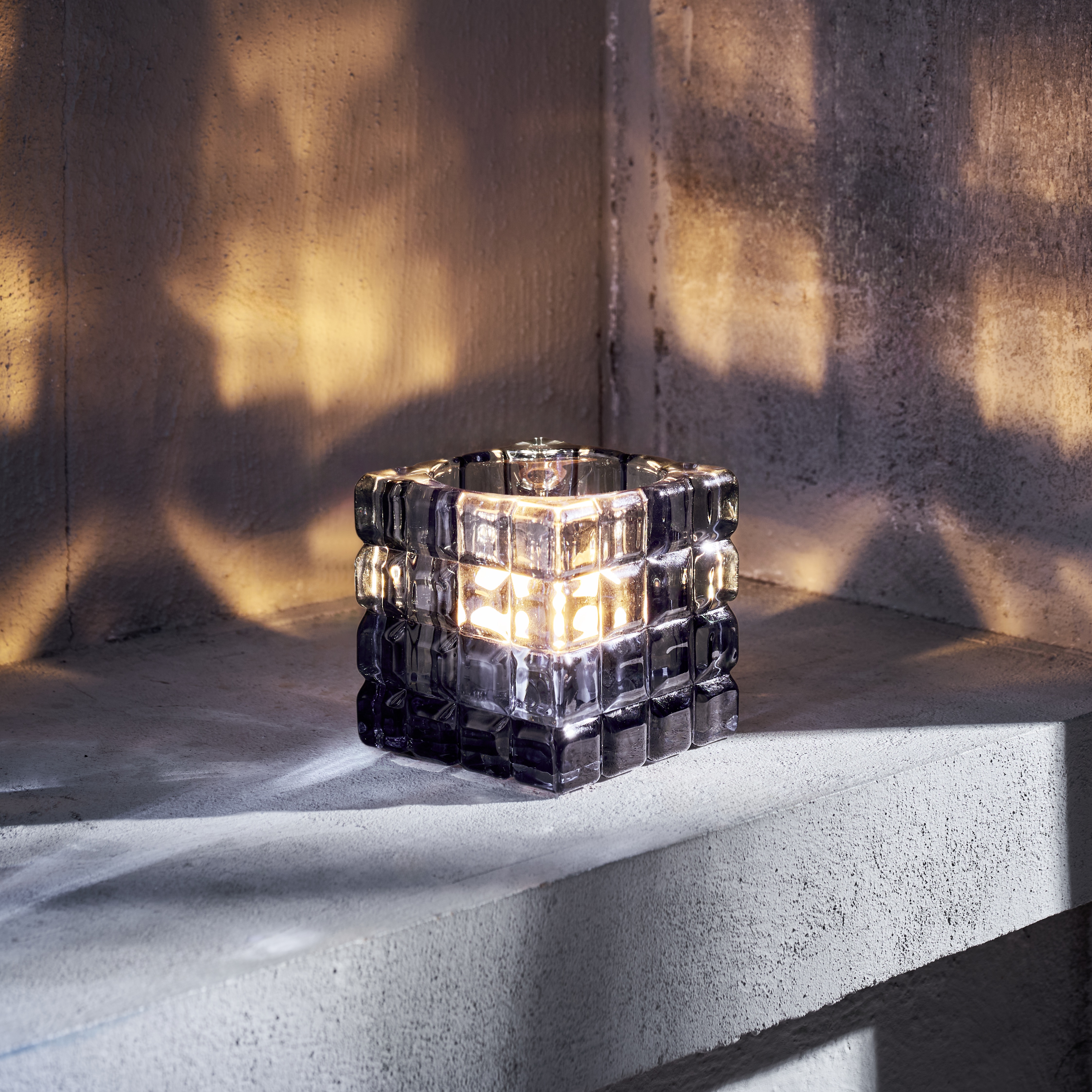 Kubus rookgrijs YUYU, 9 x 9 x 9 cm, glas