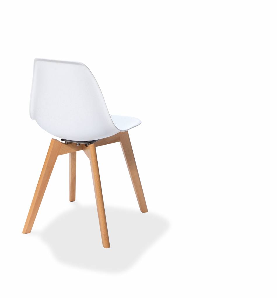 Keeve chaise empilable sans accoudoirs, Blanc, structure en bois de bouleau et assise en plastique, 47x53x83cm (BxTxH), 505F01SW